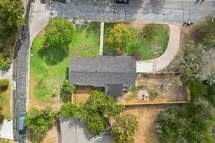 202 E Caddo St, Austin, TX 78753 - Photo 33