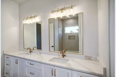 123 Lariat Court, Bastrop, TX 78602 - Photo 29