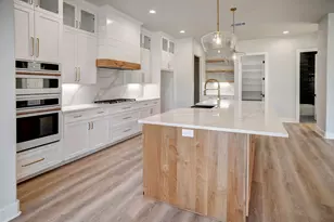 123 Lariat Ct, Bastrop, TX 78602 - Photo 13