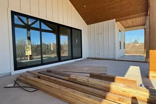 123 Lariat Ct, Bastrop, TX 78602 - Photo 5