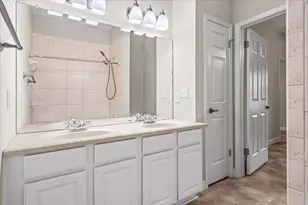 5604 Northdale Dr, Austin, TX 78723 - Photo 11