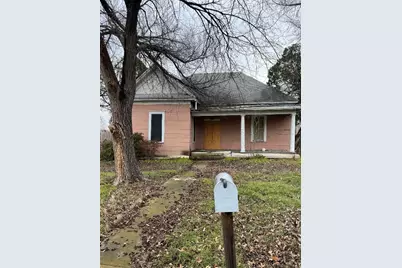 620 Washburn Street, Taylor, TX 76574 - Photo 1