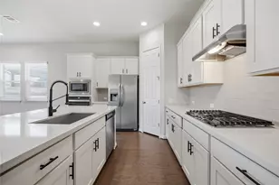 3821 Raven Caw Pass, Pflugerville, TX 78660 - Photo 11