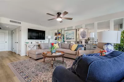 239 Venture Boulevard S, Point Venture, TX 78645 - Photo 9