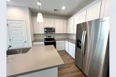 302 Elm Branch Trail, Taylor, TX 76574 - Photo 11