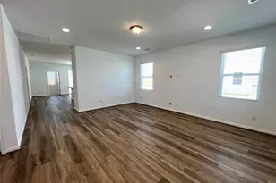 302 Elm Br Trl, Taylor, TX 76574 - Photo 5