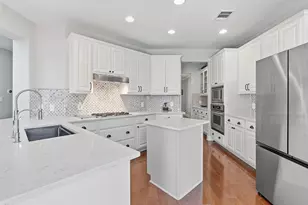 2126 Clear Lake Pl, Round Rock, TX 78665 - Photo 9