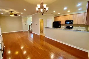 6704 Menchaca Rd, Austin, TX 78745 - Photo 13