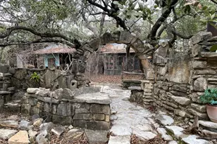 207 Hub Dr, Wimberley, TX 78676 - Photo 7