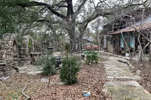 207 Hub Dr, Wimberley, TX 78676 - Photo 11