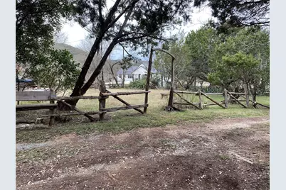 207 Hub Drive, Wimberley, TX 78676 - Photo 5