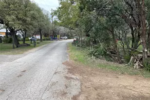 207 Hub Dr, Wimberley, TX 78676 - Photo 37