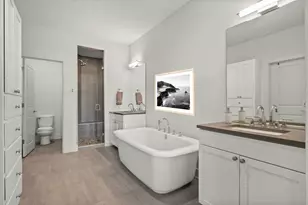 8110 Ranch Road 2222, Austin, TX 78730 - Photo 17