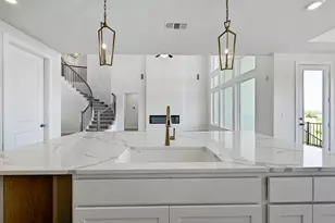 7400 Desert Needle Dr, Lago Vista, TX 78645 - Photo 11