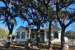 543 Narrows Rd, Blanco, TX 78606 - Photo 1