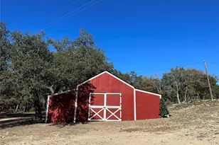 543 Narrows Rd, Blanco, TX 78606 - Photo 3