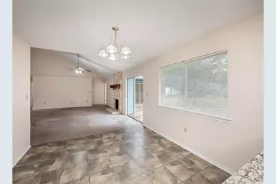 137 Blanket Flower Dr, Bastrop, TX 78602 - Photo 11