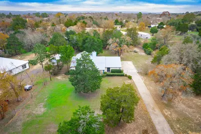137 Blanket Flower Dr, Bastrop, TX 78602 - Photo 37