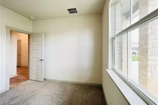 10600 Defender Trl, Austin, TX 78754 - Photo 13