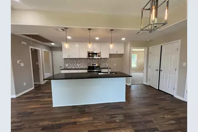 709 W Evans Street, Hearne, TX 77859 - Photo 3