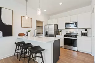 529A Burlington Dr, Buda, TX 78610 - Photo 5