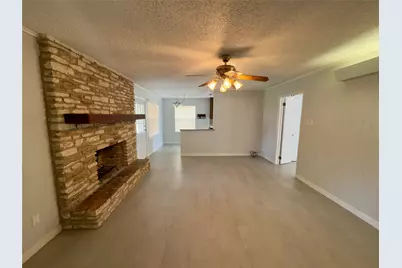 821 S Guadalupe Street, Lockhart, TX 78644 - Photo 11