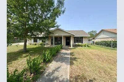 821 S Guadalupe Street, Lockhart, TX 78644 - Photo 3