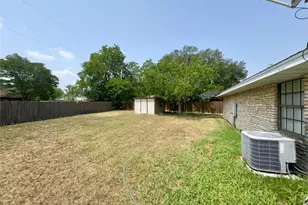 821 S Guadalupe St, Lockhart, TX 78644 - Photo 39