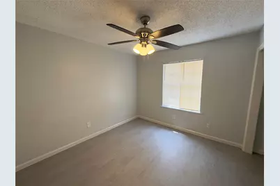 821 S Guadalupe Street, Lockhart, TX 78644 - Photo 25