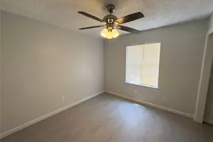 821 S Guadalupe St, Lockhart, TX 78644 - Photo 25