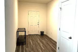 207 Enforcer Loop, Jarrell, TX 76537 - Photo 7