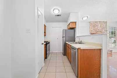 3221 Darnell Drive, Austin, TX 78745 - Photo 7