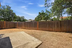 3221 Darnell Dr, Austin, TX 78745 - Photo 17