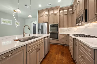 214 Darwins Way, Lakeway, TX 78734 - Photo 35