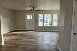 1100 Wallace St, Taylor, TX 76574 - Photo 15