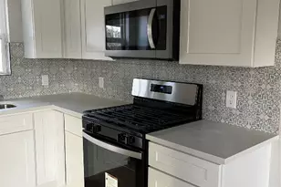 1100 Wallace St, Taylor, TX 76574 - Photo 11