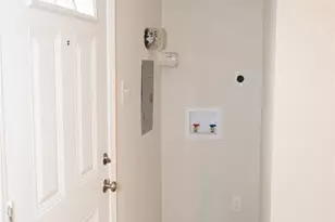 97 Anthony St, Austin, TX 78702 - Photo 11
