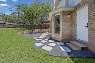1002 Crestview St, Round Rock, TX 78681 - Photo 35