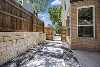 1002 Crestview Street, Round Rock, TX 78681 - Photo 31