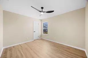1002 Crestview St, Round Rock, TX 78681 - Photo 29