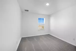 209 Betsy Rd, Hutto, TX 78634 - Photo 11