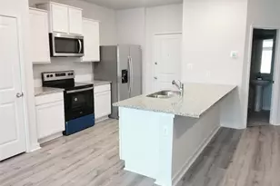 605 W South St, Leander, TX 78641 - Photo 15