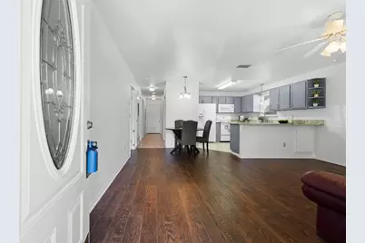 121 S Plant Ave Avenue #APT 102, Boerne, TX 78006 - Photo 5