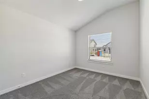 200 Hidalgo Ln, Elgin, TX 78621 - Photo 15