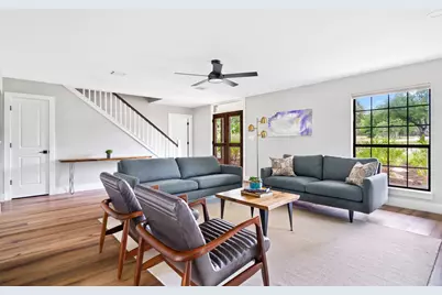 812 Post Oak Drive, Dripping Springs, TX 78620 - Photo 5