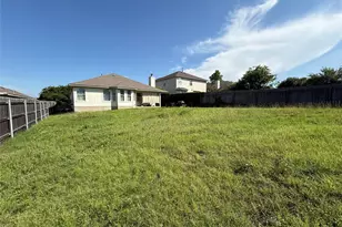 411 Estate Dr, Hutto, TX 78634 - Photo 29