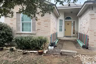 411 Estate Dr, Hutto, TX 78634 - Photo 3