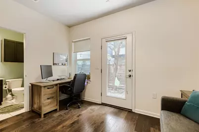1411 Waterloo Shore Lane #13, Austin, TX 78741 - Photo 15