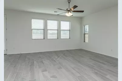 9113 Garnet Drive, Austin, TX 78729 - Photo 5