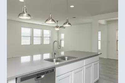 9113 Garnet Drive, Austin, TX 78729 - Photo 13